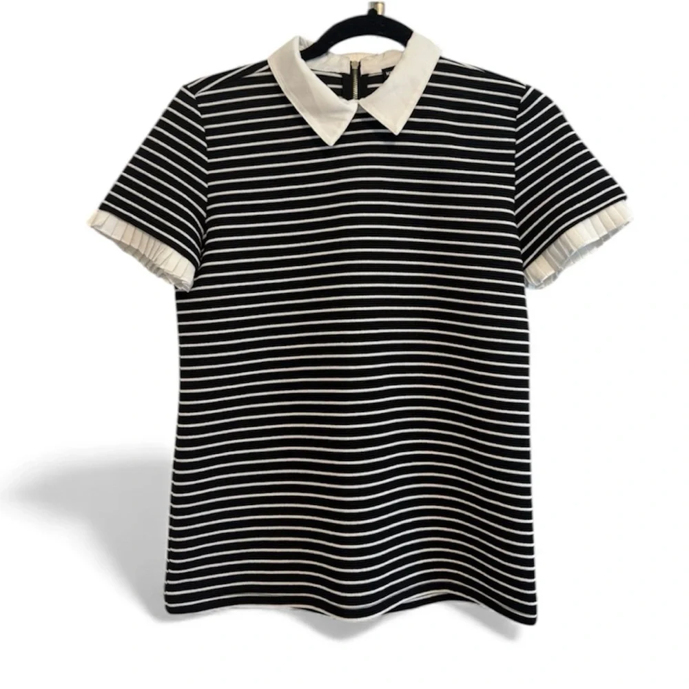 Karl Lagerfeld Monochrome Striped Top with White Collar. Size XS - Picture 1 of 7